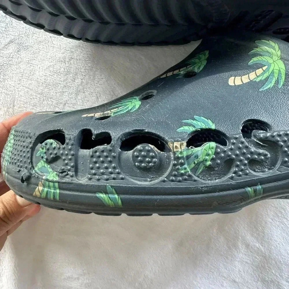 Crocs Baya Clog Unisex Navy Blue Tropical Palm Tree Size Men 8 - Women 10 - Picture 9 of 9
